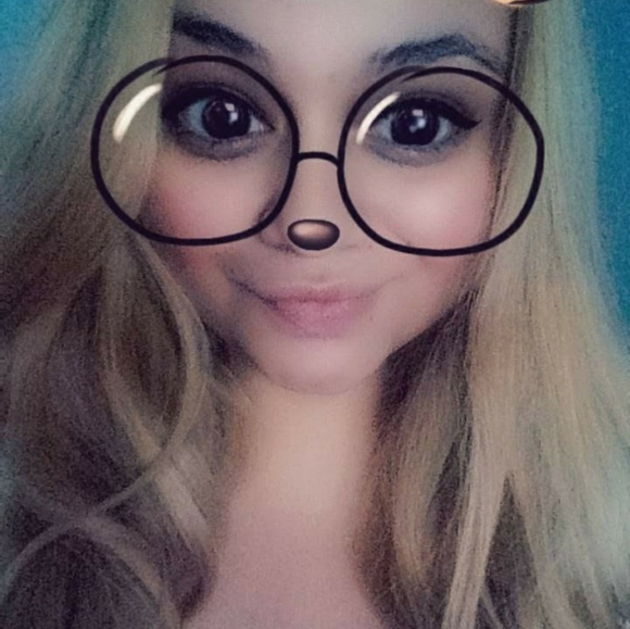 Meet your Posher, Jazmine - Picture 1 of 1